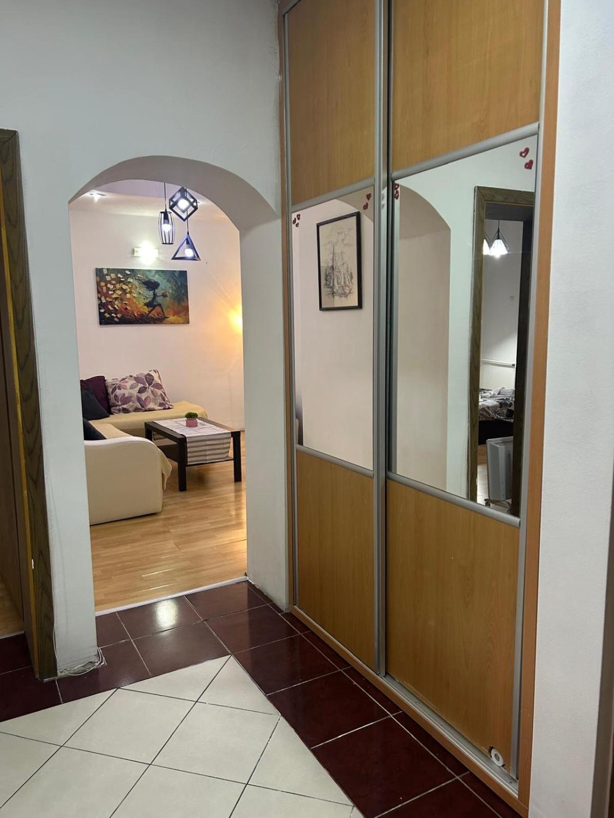 Elena Apartment 2 Skopje Bagian luar foto