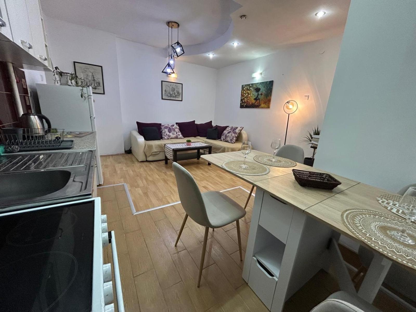 Elena Apartment 2 Skopje Bagian luar foto